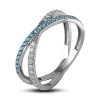 Anillo de oro blanco 14K con topacios y diamantes