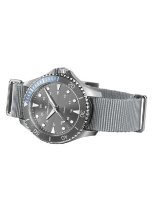 Alternative view of Hamilton Khaki Navy Scuba Quartz H82211981